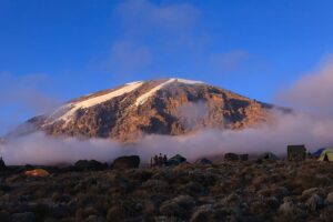 mount kilimanjaro climbing packing list